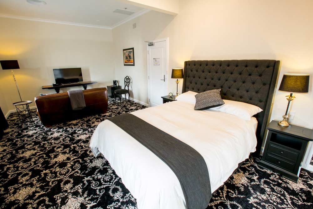 Commercial Rooms 18