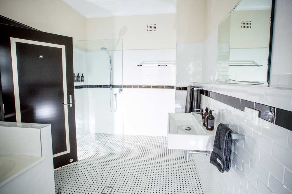 Commercial Rooms 33