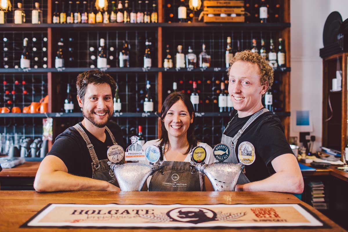 owners commercial boutique hotel tenterfield